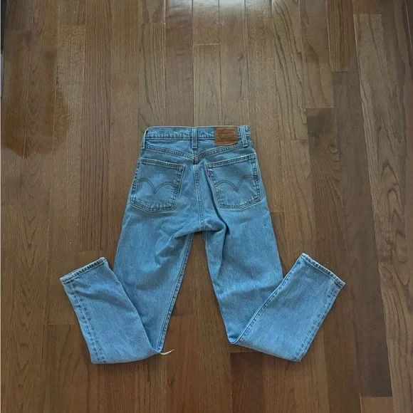 Levi's® Premium WEDGIE STRAIGHT ANKLE WOMEN'S JEANS size 23 - Picture 4 of 10